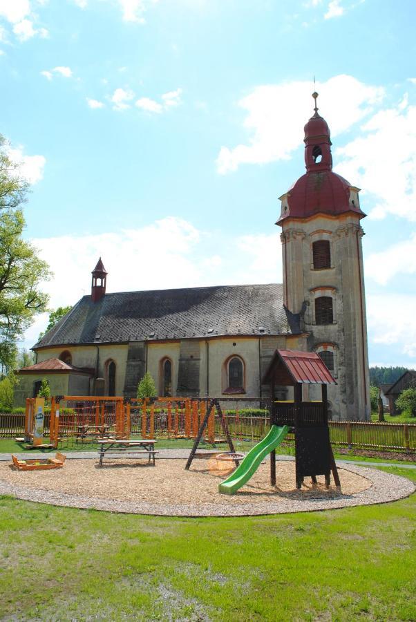Penzion Na Fare Dubenec Exterior photo