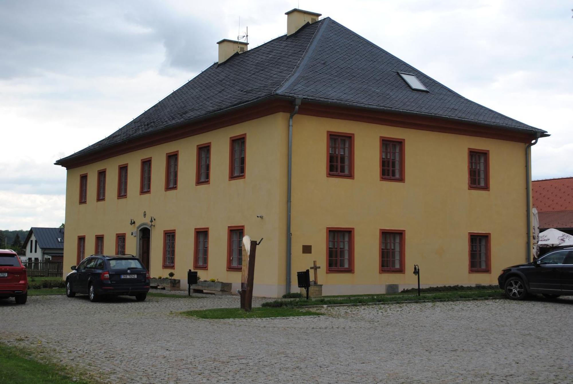Penzion Na Fare Dubenec Exterior photo