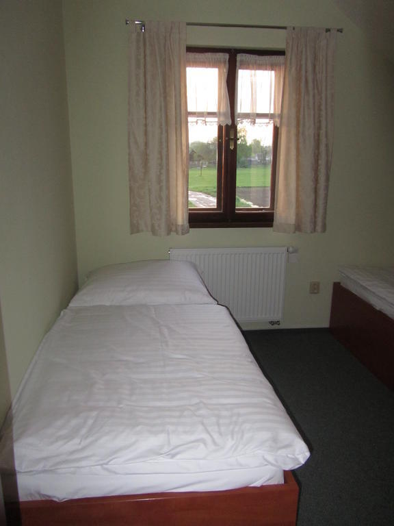 Penzion Na Fare Dubenec Room photo