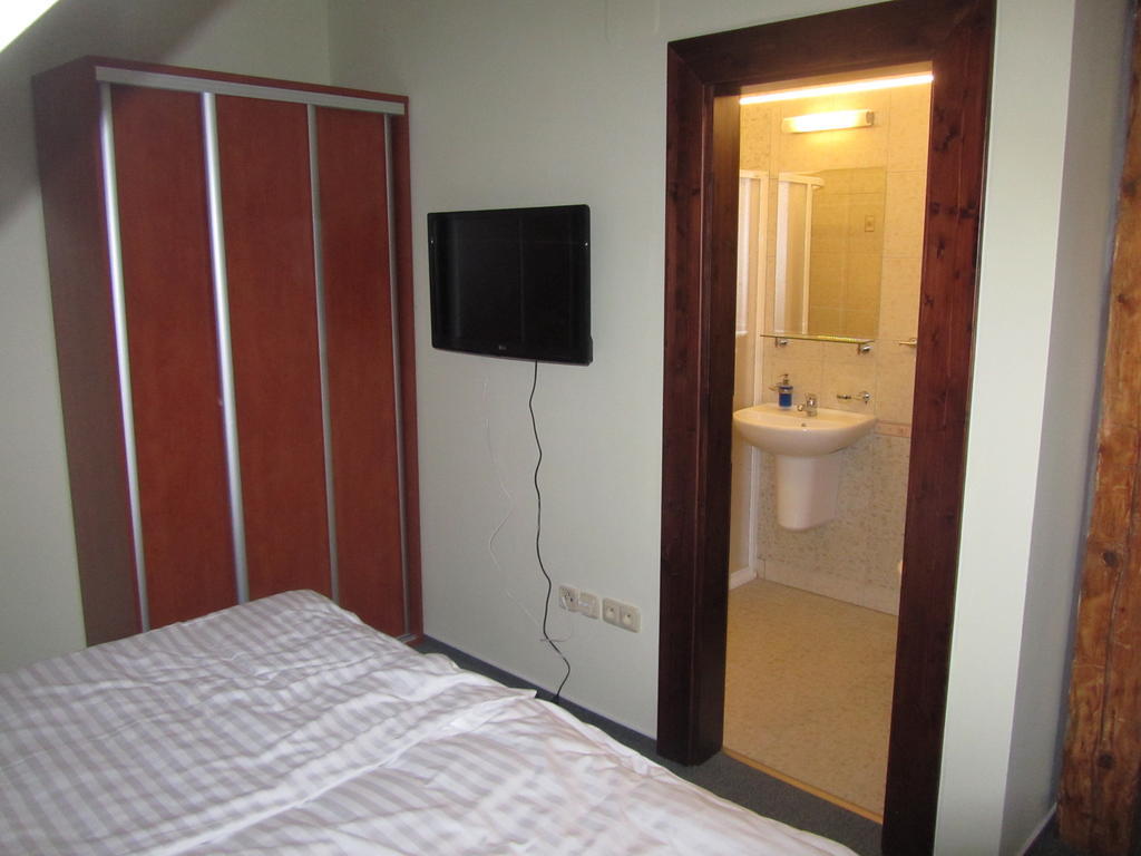 Penzion Na Fare Dubenec Room photo