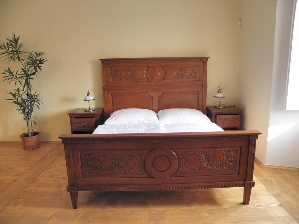 Penzion Na Fare Dubenec Room photo