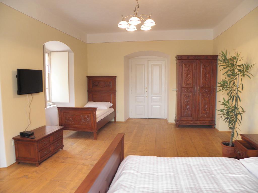Penzion Na Fare Dubenec Room photo